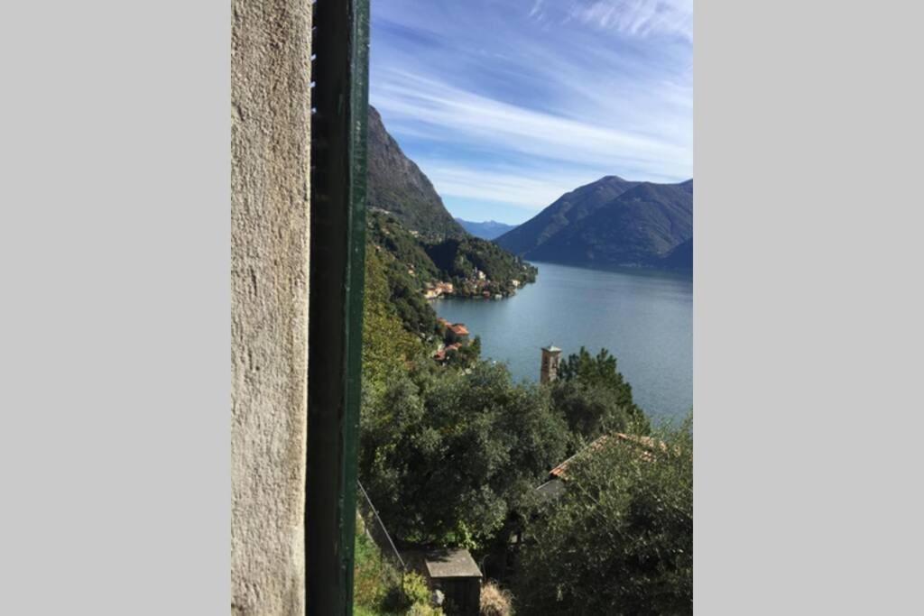 Nel Set Di Piccolo Mondo Antico Villa Viola Valsolda Buitenkant foto