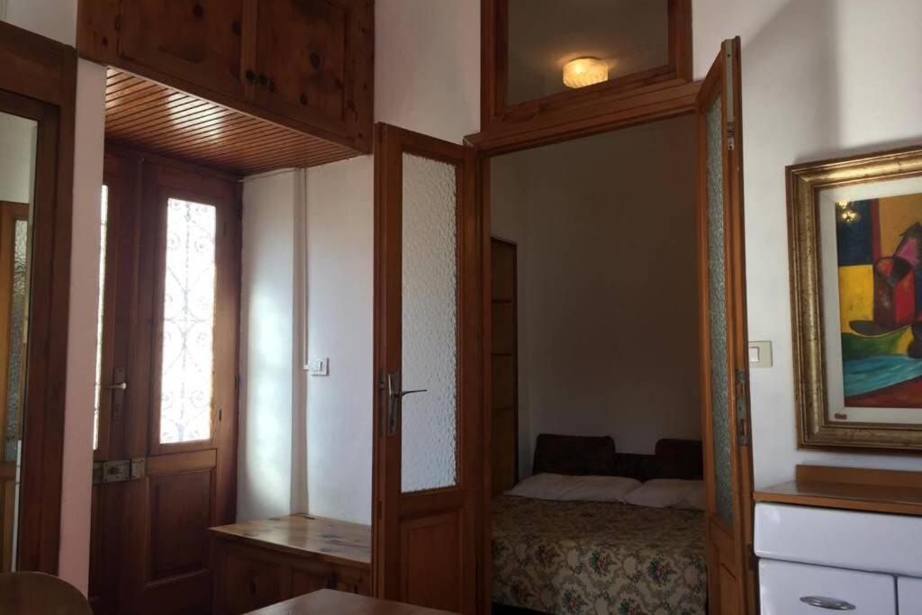 Nel Set Di Piccolo Mondo Antico Villa Viola Valsolda Buitenkant foto