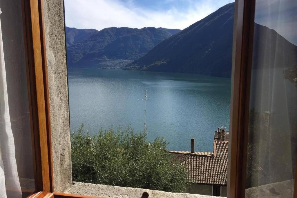 Nel Set Di Piccolo Mondo Antico Villa Viola Valsolda Buitenkant foto